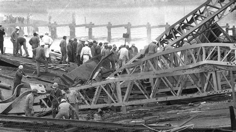 west gate bridge collapse deaths